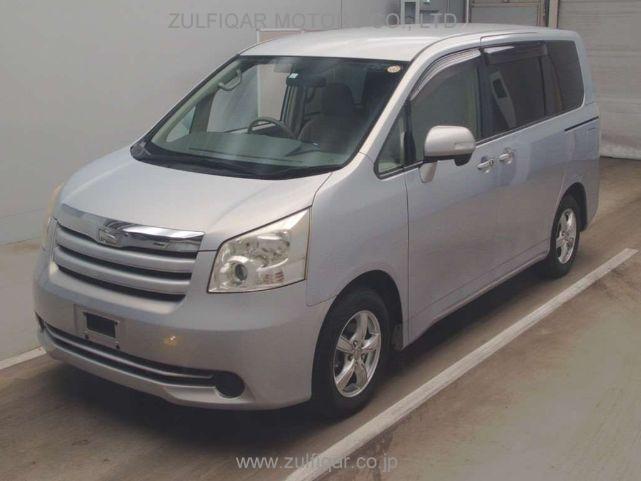 TOYOTA NOAH 2010 Image 1