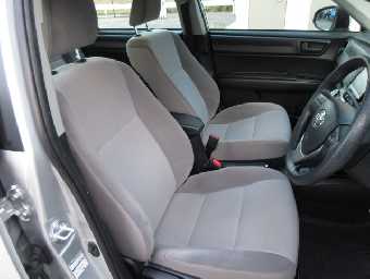 TOYOTA COROLLA AXIO 2017 Image 8