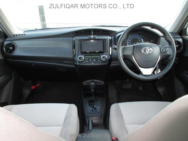 TOYOTA COROLLA AXIO 2017 Image 9