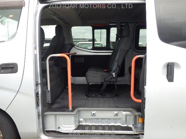 NISSAN NV350 CARAVAN WAGON 2015 Image 19