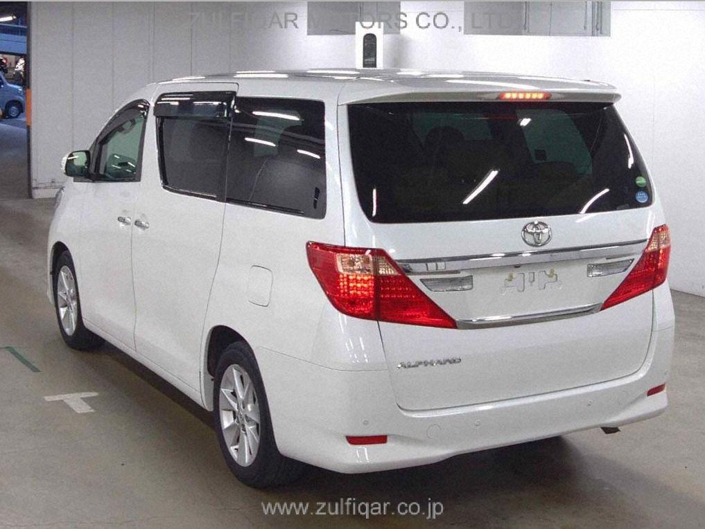 TOYOTA ALPHARD 2013 Image 2