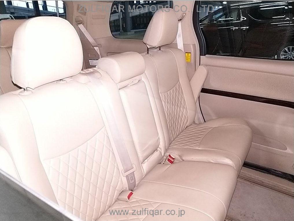 TOYOTA ALPHARD 2013 Image 6