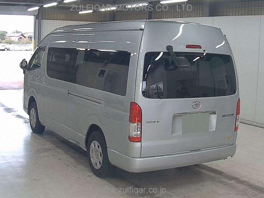 TOYOTA HIACE WAGON 2015 Image 2