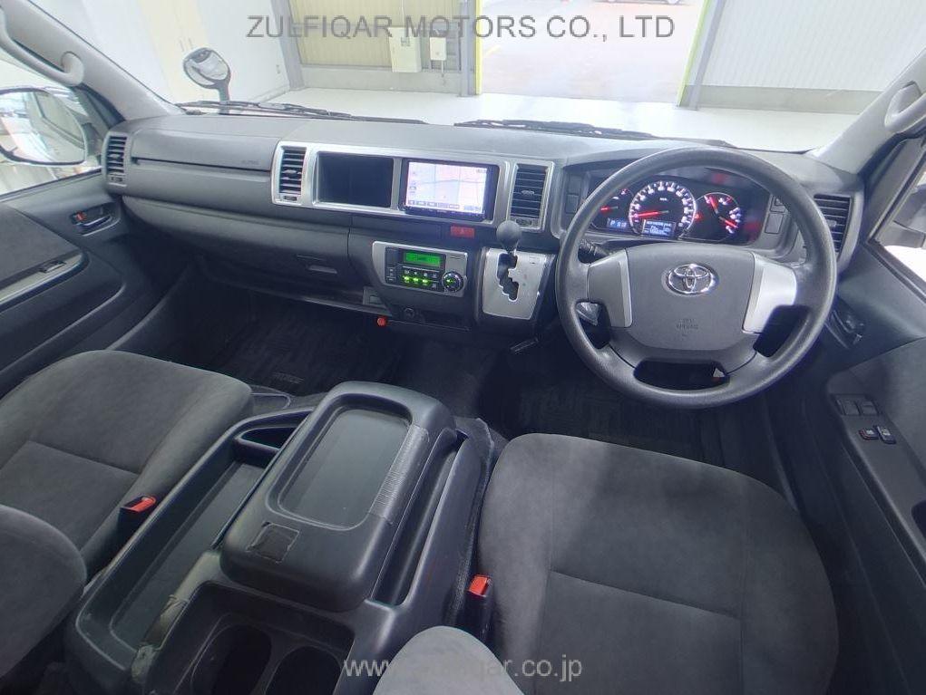 TOYOTA HIACE WAGON 2015 Image 3