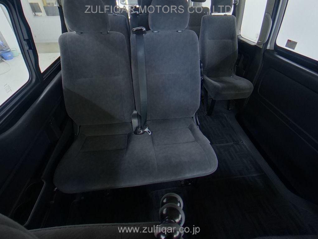 TOYOTA HIACE WAGON 2015 Image 6