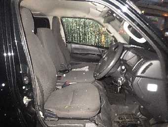 TOYOTA HIACE 2015 Image 16