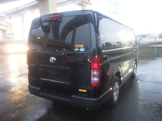 TOYOTA HIACE 2015 Image 26