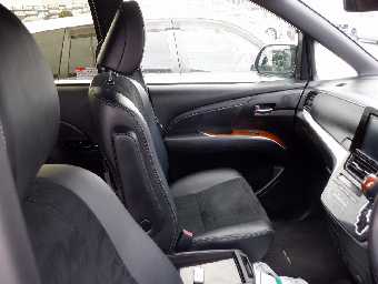 TOYOTA ESTIMA 2016 Image 13