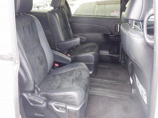 TOYOTA ESTIMA 2016 Image 20