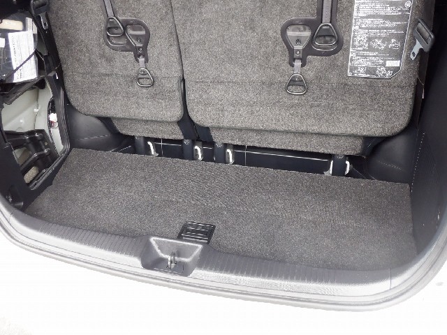 TOYOTA ESTIMA 2016 Image 22