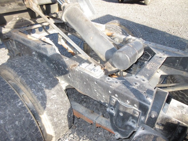 ISUZU ELF DUMP TRUCK 2000 Image 20