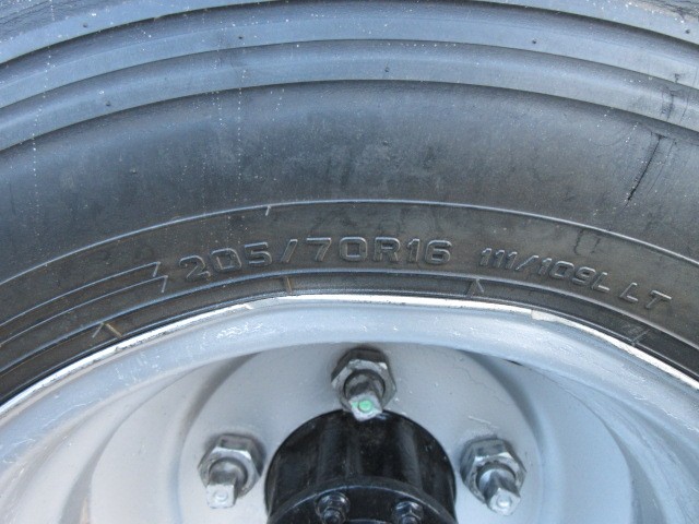 ISUZU ELF DUMP TRUCK 2000 Image 28