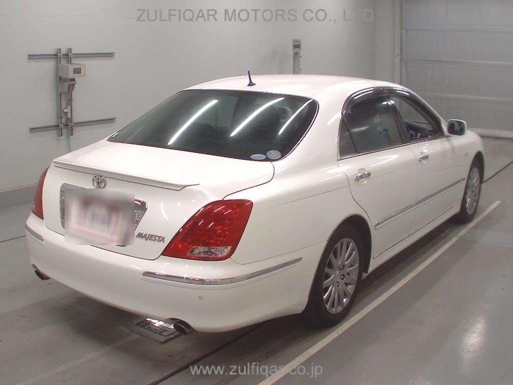 TOYOTA CROWN MAJESTA 2005 Image 2