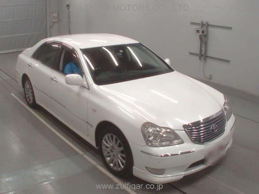 TOYOTA CROWN MAJESTA 2005 Image 5