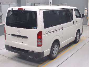 TOYOTA REGIUSACE 2017 Image 2