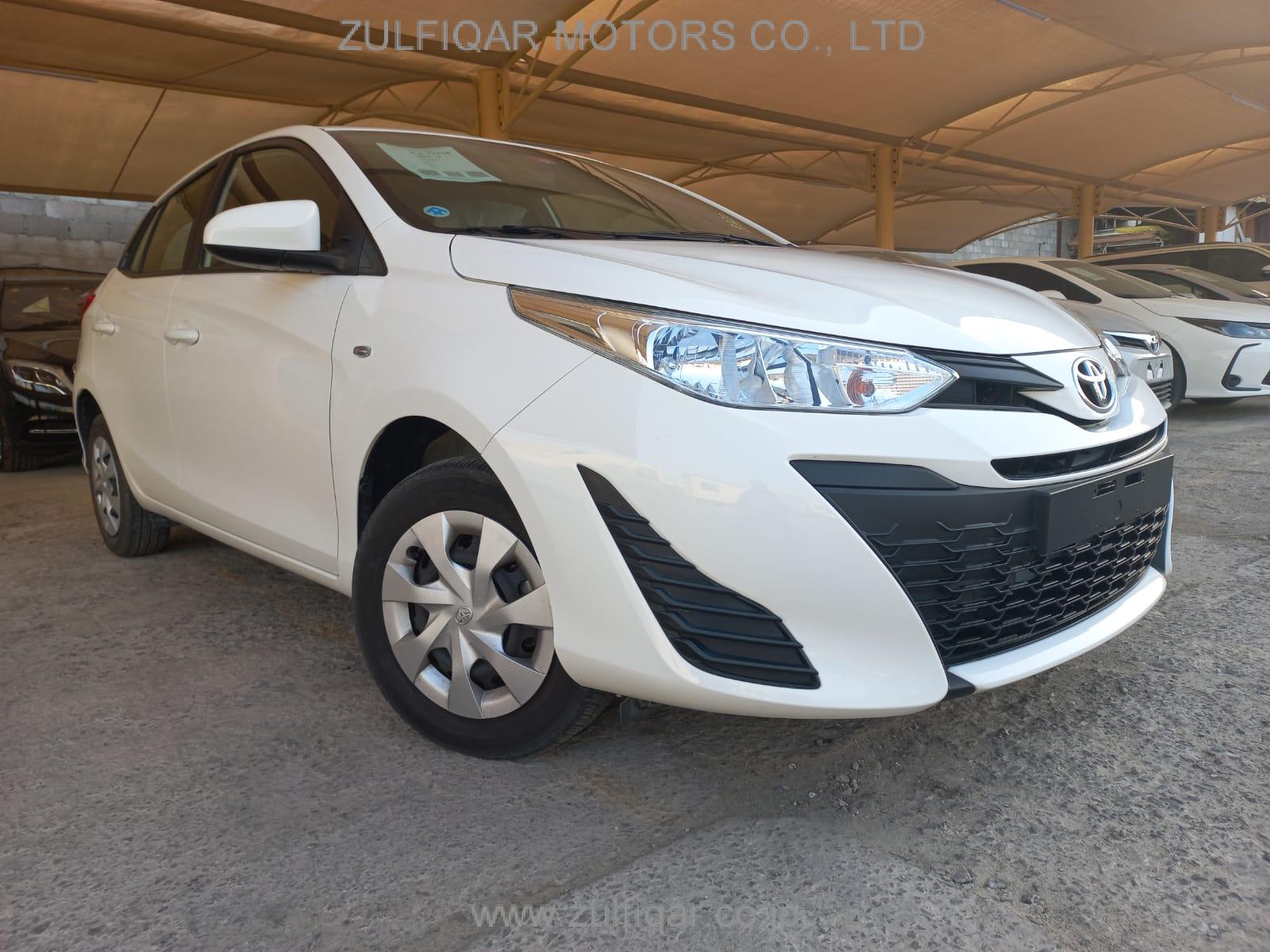 TOYOTA YARIS 2019 Image 7