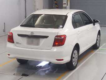 TOYOTA COROLLA AXIO 2017 Image 2