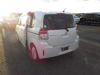 TOYOTA SPADE 2013 Image 21