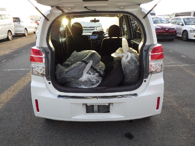 TOYOTA SPADE 2013 Image 31