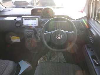 TOYOTA SPADE 2013 Image 7