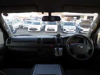 TOYOTA HIACE 2014 Image 10