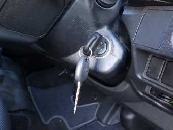 TOYOTA HIACE 2014 Image 13