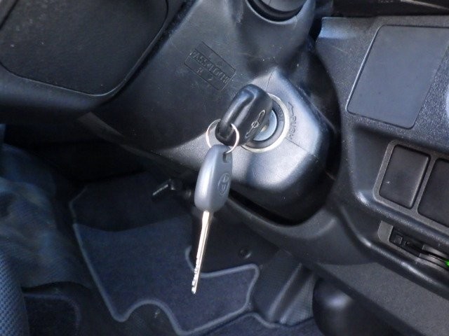 TOYOTA HIACE 2014 Image 21