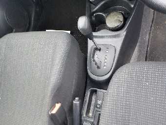 TOYOTA VITZ 2019 Image 16