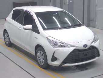 TOYOTA VITZ 2019 Image 5