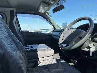 TOYOTA HIACE 2015 Image 11