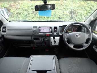 TOYOTA HIACE 2015 Image 3