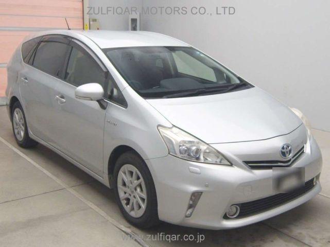 TOYOTA PRIUS ALPHA 2013 Image 3