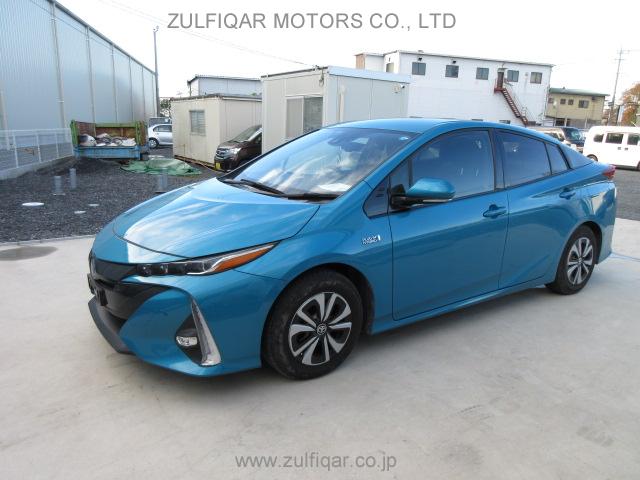 TOYOTA PRIUS PHV 2017 Image 1