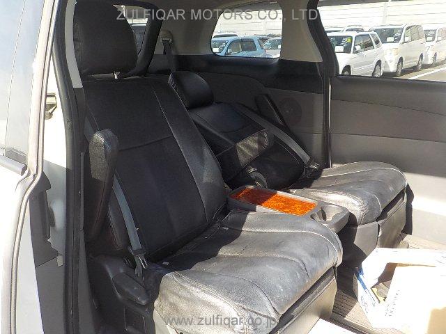 TOYOTA ESTIMA 2012 Image 12