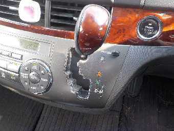 TOYOTA ESTIMA 2012 Image 9