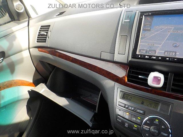 TOYOTA ESTIMA 2012 Image 10