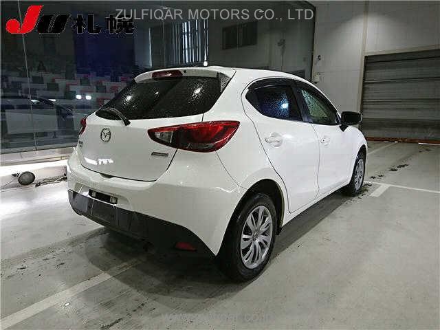 MAZDA DEMIO 2017 Image 2