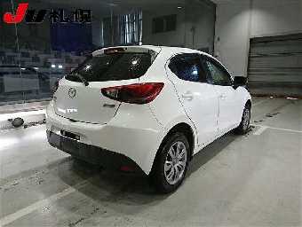 MAZDA DEMIO 2017 Image 2