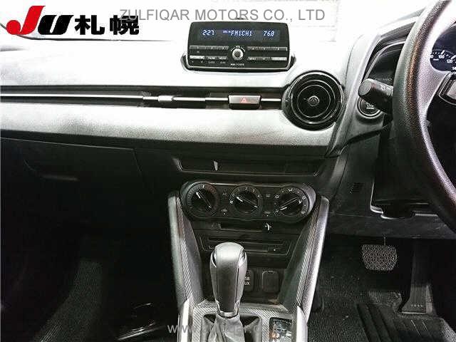 MAZDA DEMIO 2017 Image 6