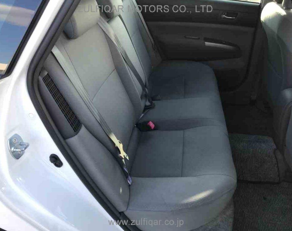 TOYOTA PRIUS 2006 Image 9