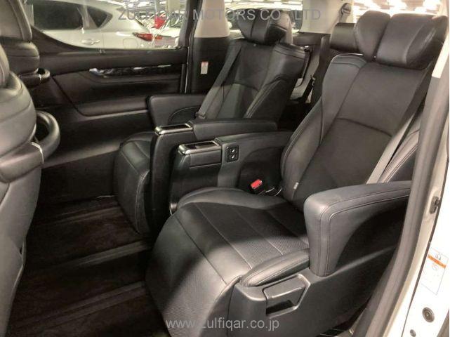 TOYOTA ALPHARD 2019 Image 8