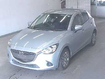 MAZDA DEMIO 2017 Image 4