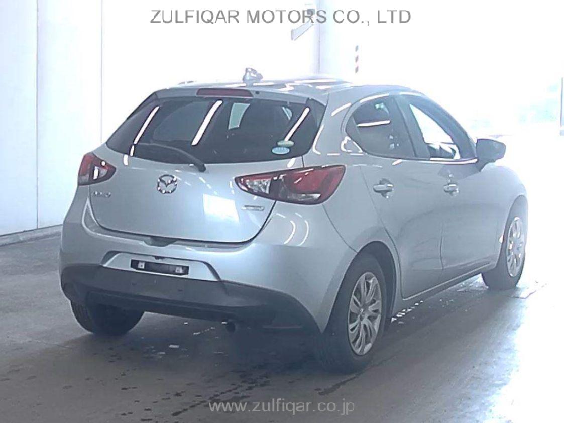 MAZDA DEMIO 2017 Image 5