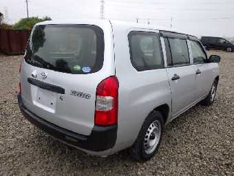 TOYOTA SUCCEED 2017 Image 18