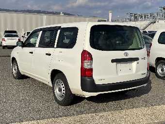 TOYOTA SUCCEED 2017 Image 3
