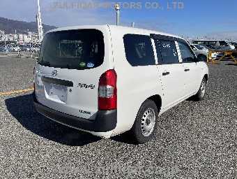 TOYOTA SUCCEED 2017 Image 4