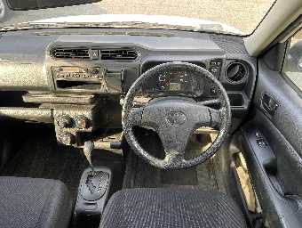TOYOTA SUCCEED 2017 Image 6