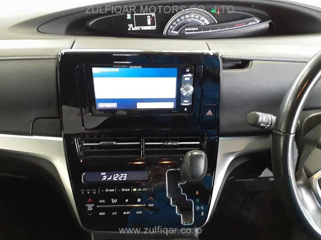 TOYOTA ESTIMA HYBRID 2017 Image 9