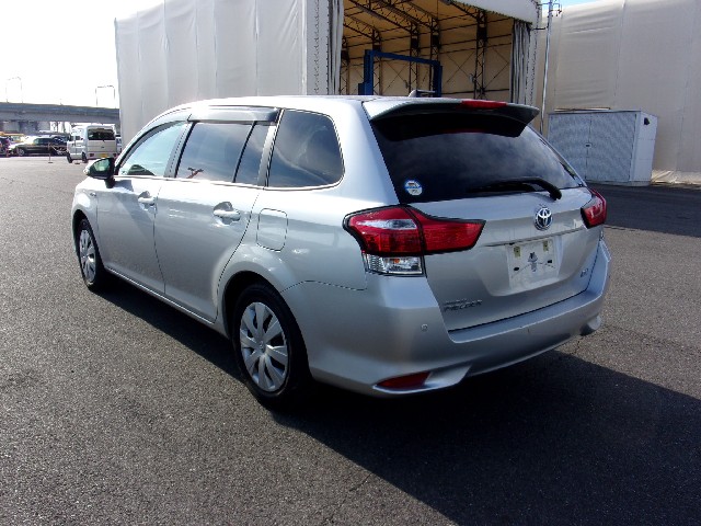 TOYOTA COROLLA FIELDER 2017 Image 20