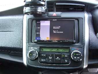 TOYOTA COROLLA FIELDER 2017 Image 18